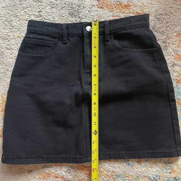 Mini denim black skirt size S - Picture 4 of 5